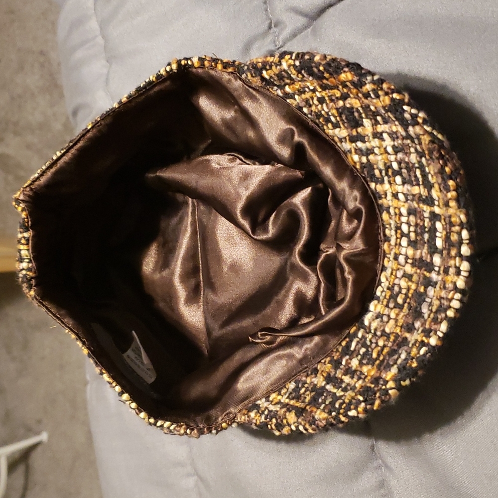 Womens Fashion Hat - Picture 3 of 6